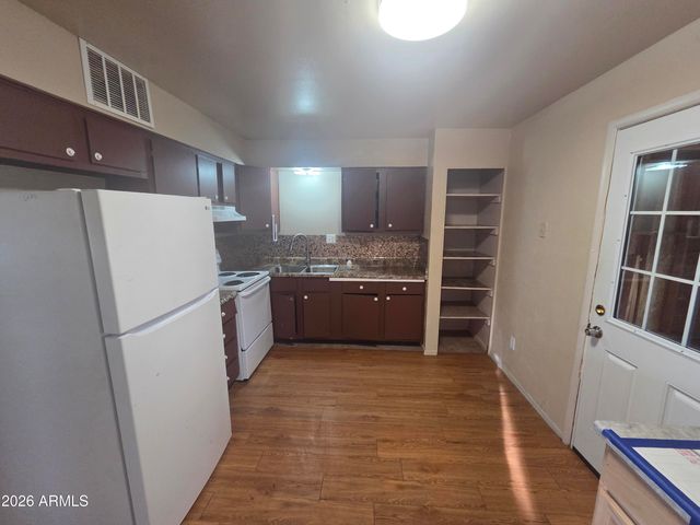 610 S YORK Drive, Kearny, AZ 85137