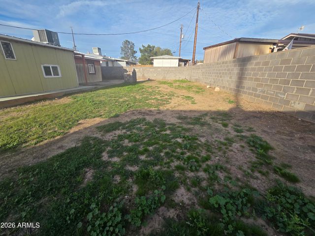 610 S YORK Drive, Kearny, AZ 85137
