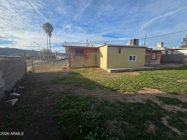 610 S YORK Drive, Kearny, AZ 85137