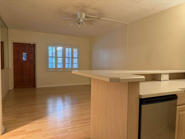 917 NE 16th Avenue 1, Fort Lauderdale, FL 33304