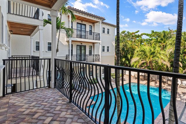 110 Gleason Street 203, Delray Beach, FL 33483