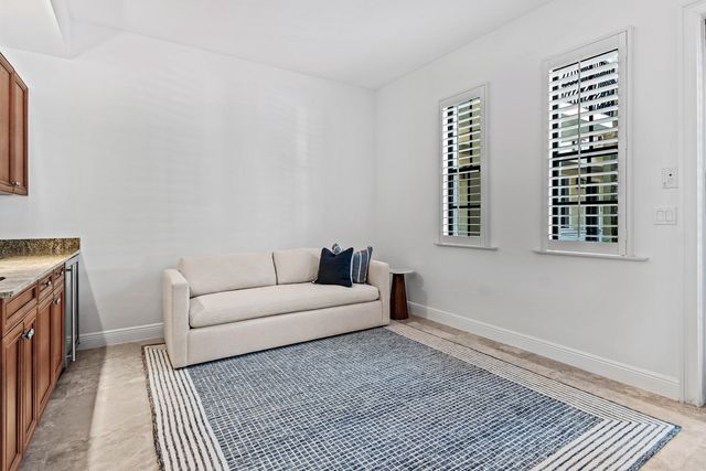 110 Gleason Street 203, Delray Beach, FL 33483