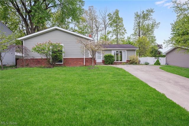 3920 Skyview Drive, Brunswick, OH 44212