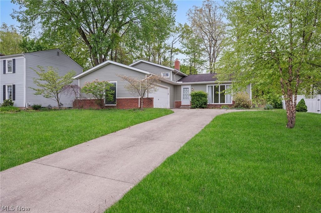 3920 Skyview Drive, Brunswick, OH 44212
