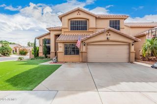 5919 W SACK Drive, Glendale, AZ 85308