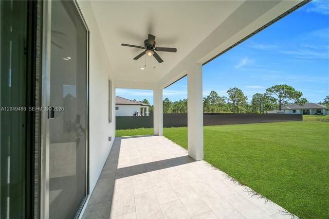 800 Pine Avenue, Lehigh Acres, FL 33972