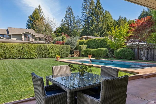 1830 E Napa St, Sonoma, CA 95476