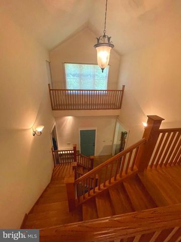 1453 MAKEFIELD RD, Yardley, PA 19067