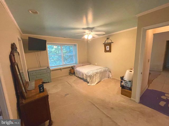 1453 MAKEFIELD RD, Yardley, PA 19067