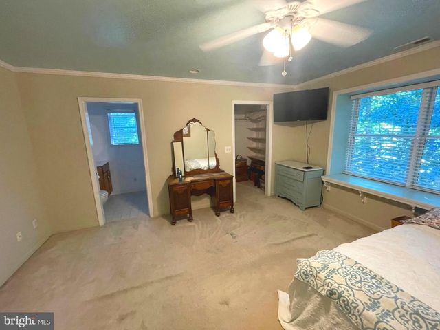1453 MAKEFIELD RD, Yardley, PA 19067