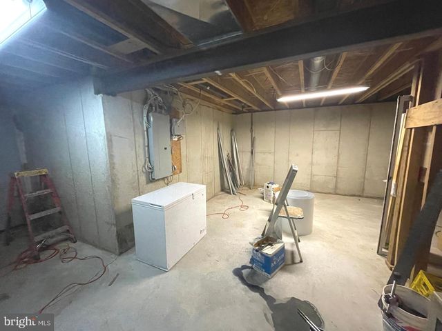 1453 MAKEFIELD RD, Yardley, PA 19067