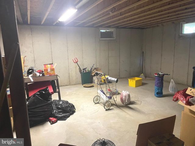 1453 MAKEFIELD RD, Yardley, PA 19067