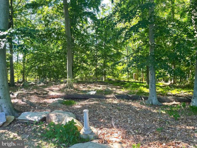 1453 MAKEFIELD RD, Yardley, PA 19067