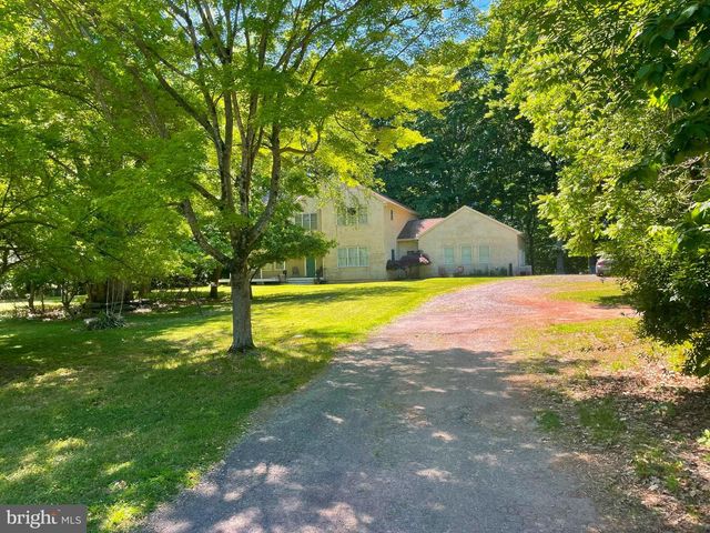 1453 MAKEFIELD RD, Yardley, PA 19067
