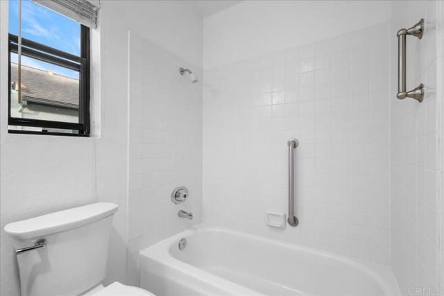 1280 River Vista Row 122, San Diego, CA 92111