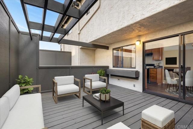 1280 River Vista Row 122, San Diego, CA 92111