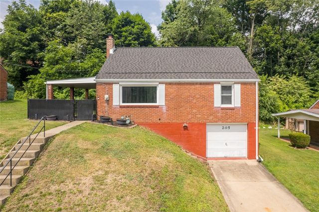 205 Maryellen Dr, N Versailles, PA 15137