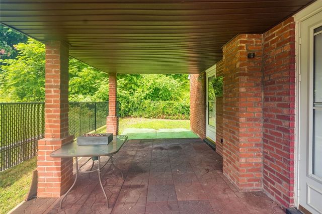 205 Maryellen Dr, N Versailles, PA 15137