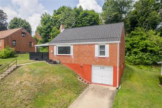 205 Maryellen Dr, N Versailles, PA 15137