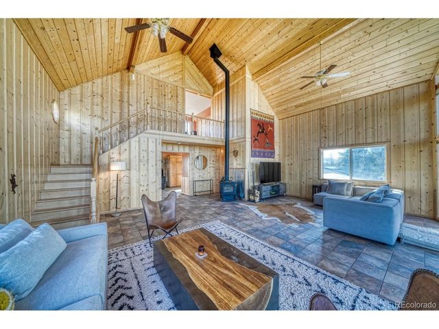 741 Wolfe Rd, Hartsel, CO 80449