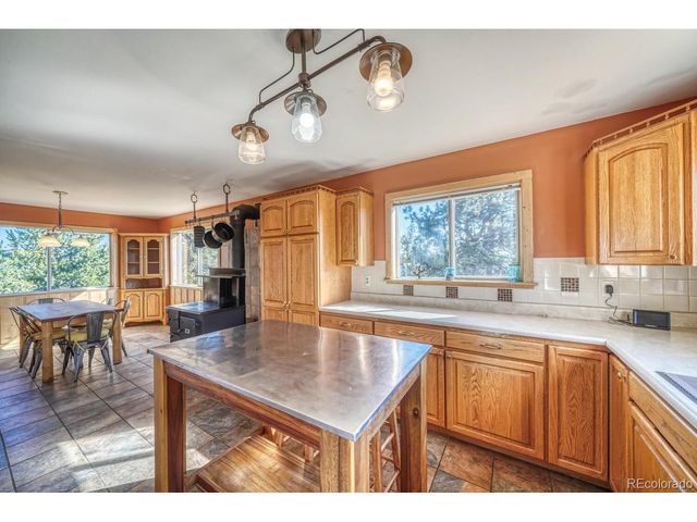 741 Wolfe Rd, Hartsel, CO 80449