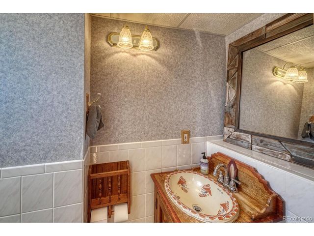 741 Wolfe Rd, Hartsel, CO 80449