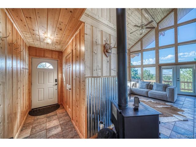 741 Wolfe Rd, Hartsel, CO 80449