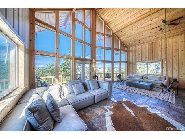741 Wolfe Rd, Hartsel, CO 80449