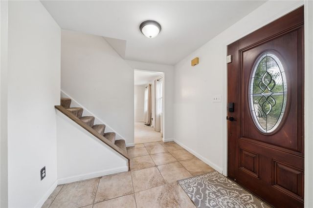106 Pagoda Dr, Monroeville, PA 15146