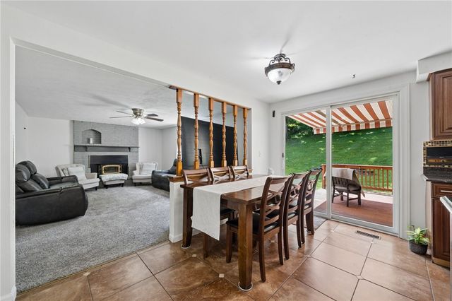 106 Pagoda Dr, Monroeville, PA 15146