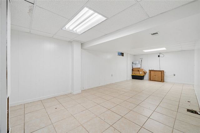 106 Pagoda Dr, Monroeville, PA 15146