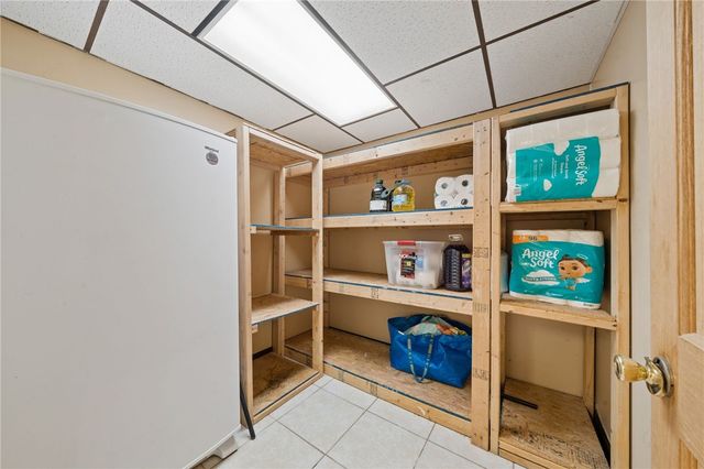 106 Pagoda Dr, Monroeville, PA 15146
