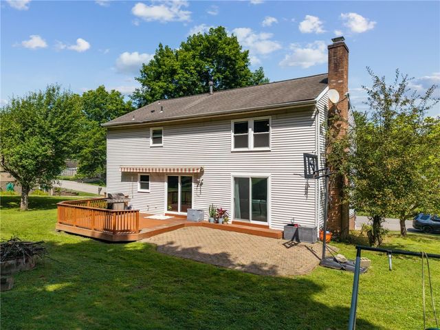 106 Pagoda Dr, Monroeville, PA 15146
