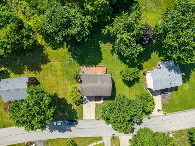 106 Pagoda Dr, Monroeville, PA 15146