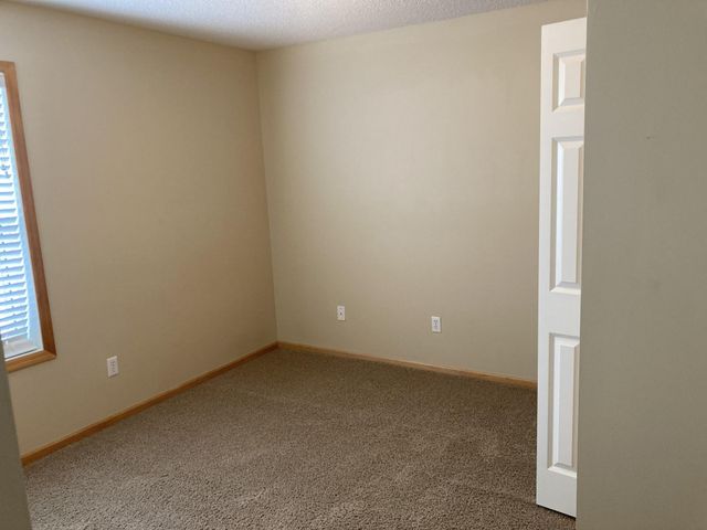 13781 54th Avenue N, Plymouth, MN 55446