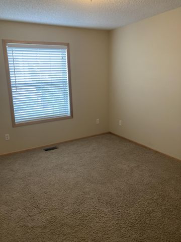 13781 54th Avenue N, Plymouth, MN 55446