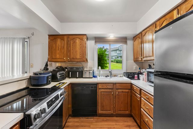 120 Cherrybrook Court, Nicholasville, KY 40356