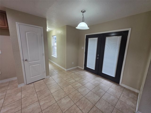 4207 Bayside Court, Arlington, TX 76016