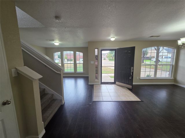 4207 Bayside Court, Arlington, TX 76016