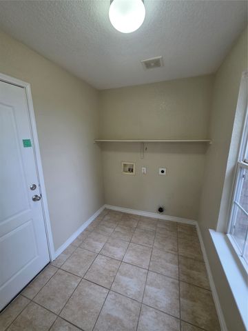 4207 Bayside Court, Arlington, TX 76016