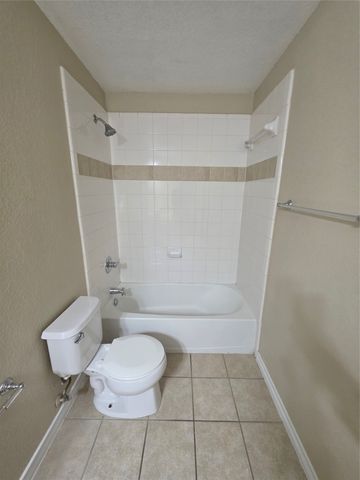 4207 Bayside Court, Arlington, TX 76016