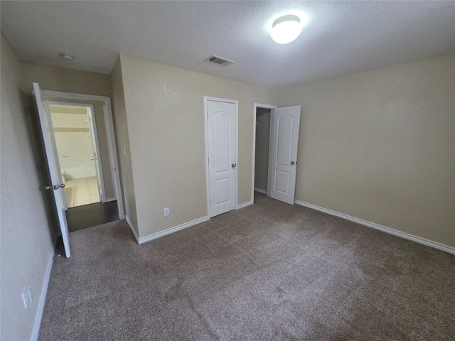 4207 Bayside Court, Arlington, TX 76016