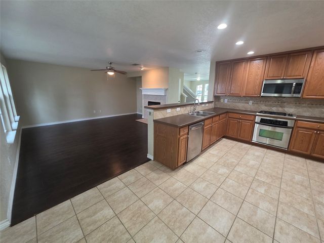 4207 Bayside Court, Arlington, TX 76016
