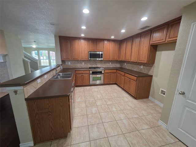 4207 Bayside Court, Arlington, TX 76016