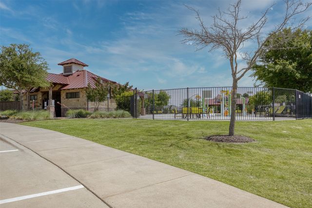 1014 Platinum Drive, Princeton, TX 75407
