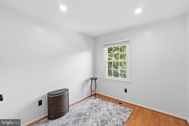 6516 DEMOCRACY BLVD, Bethesda, MD 20817