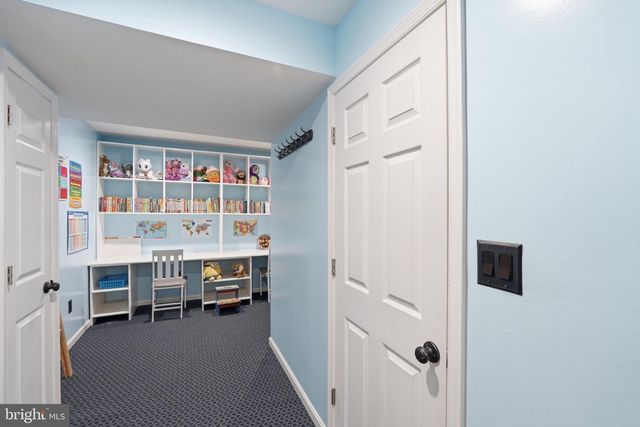 6516 DEMOCRACY BLVD, Bethesda, MD 20817