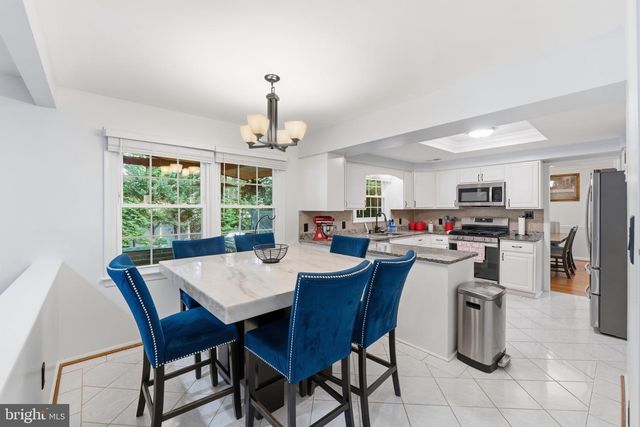 6516 DEMOCRACY BLVD, Bethesda, MD 20817