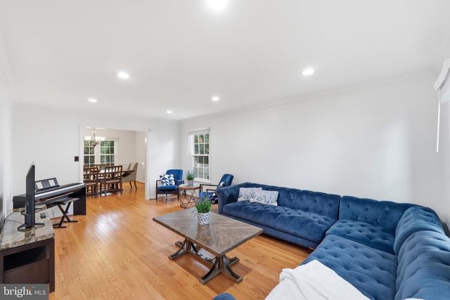 6516 DEMOCRACY BLVD, Bethesda, MD 20817