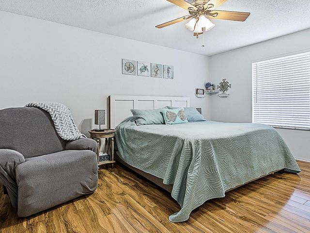 221 MONTOYA DRIVE, The Villages, FL 32159